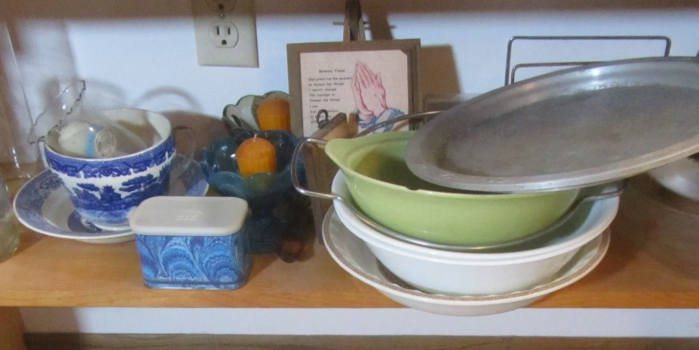 Contents Of Shelf