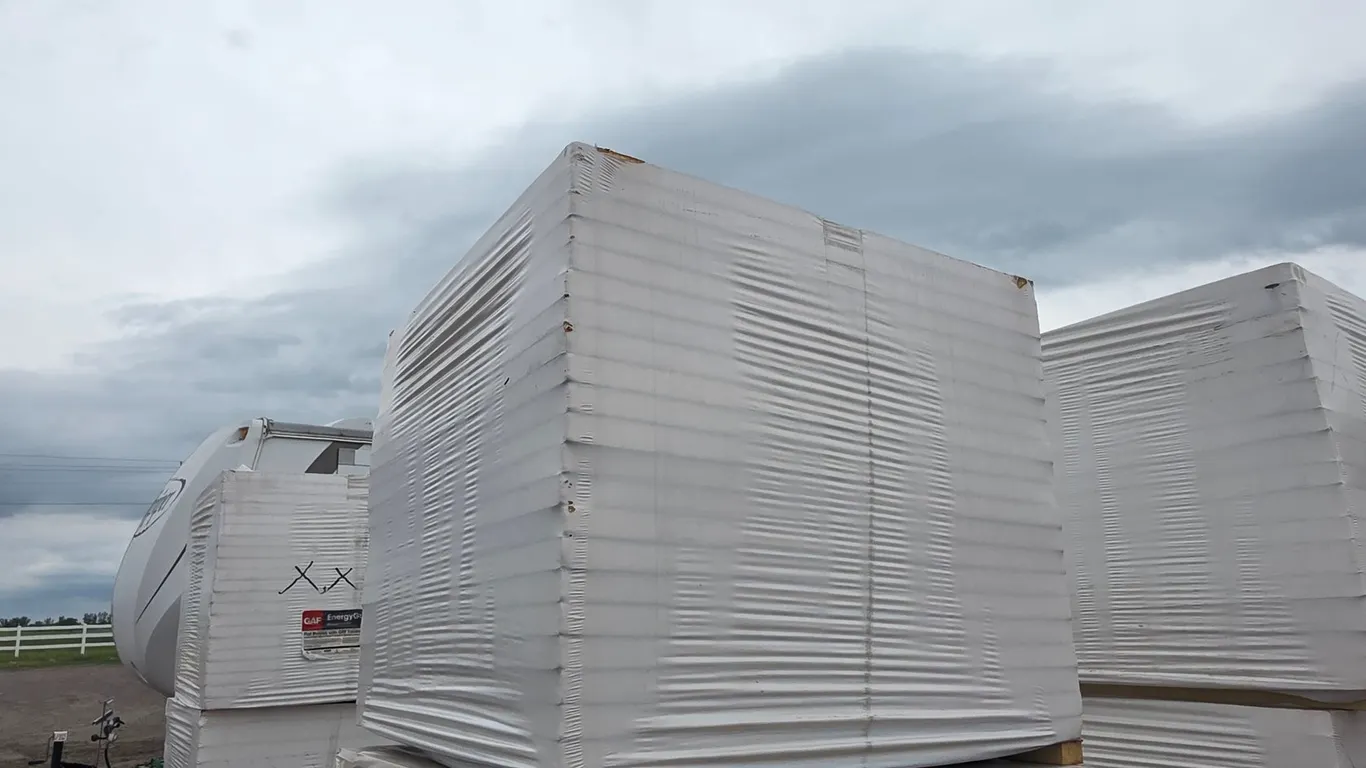 (24) 4'x4'x2" EnergyGuard Iso Flat Poly Insulation Sheets