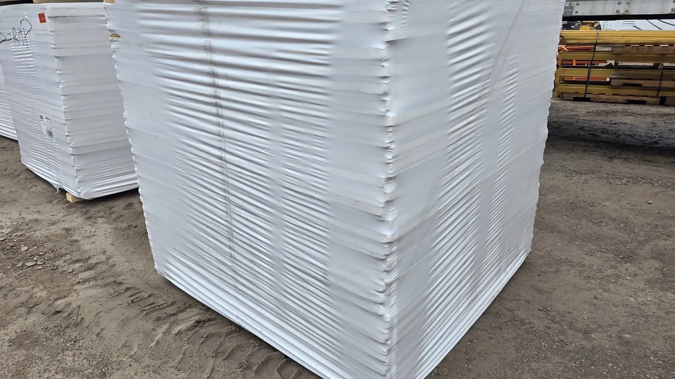 (64) 4'x4' EnergyGuard NH Taper AA Insulation Sheets