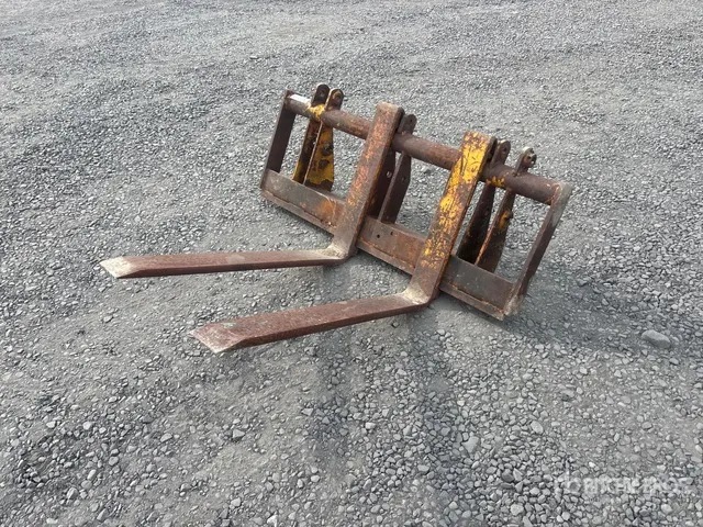 3 ft Tractor Pallet Forks