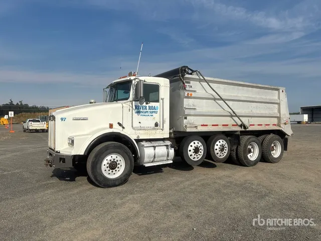 1997 Kenworth T800 10x4 Quad/A Dump Truck