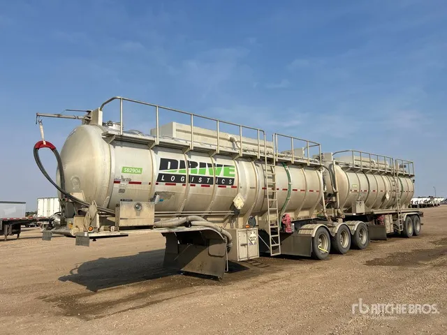 2014 Tremcar 32000 L Super B-Train Lead Tanker Trailer