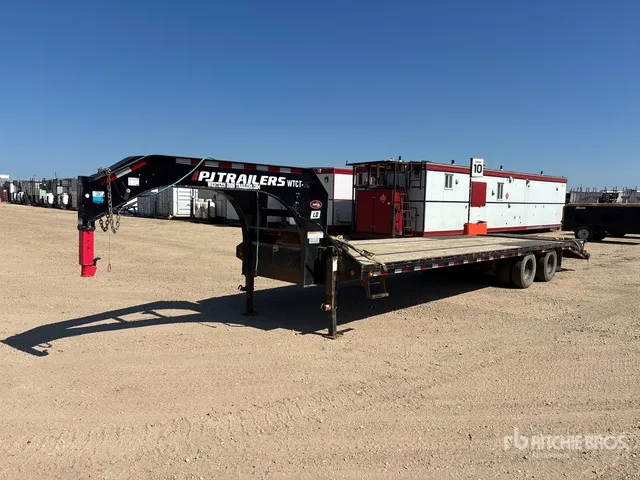 2023 PJ 3F302 30 ft T/A Gooseneck Equipment Trailer