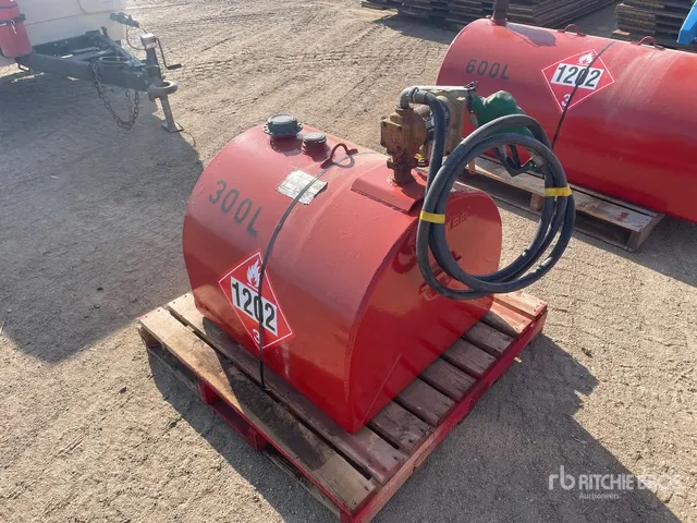 Westeel 300 L Skid Mounted Steel Fuel Tank