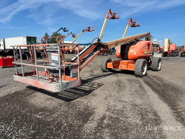 2016 JLG 600AJ 4WD Dual Fuel Articulating Boom Lift