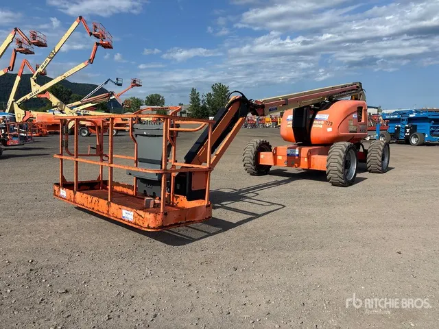2014 JLG 600AJ 4WD Diesel Articulating Boom Lift