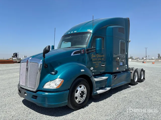 2017 Kenworth T680 6x4 T/A Sleeper Truck Tractor