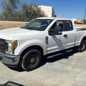 2017 Ford F-250 4x2 Extended Cab Pickup