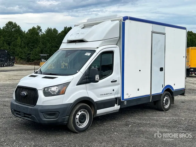 2021 Ford Transit 350 4x2 Refrigerated Truck