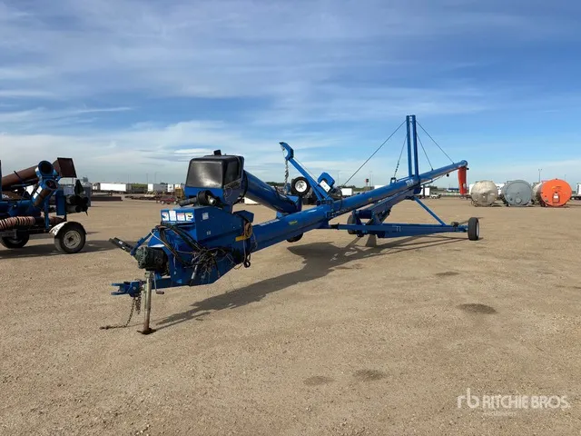 2019 Brandt 1370 13 in x 70 ft Swing Grain Auger