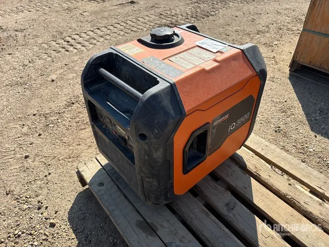 Generac iQ3500 3.5 kW Portable Generator Set (Inoperable)