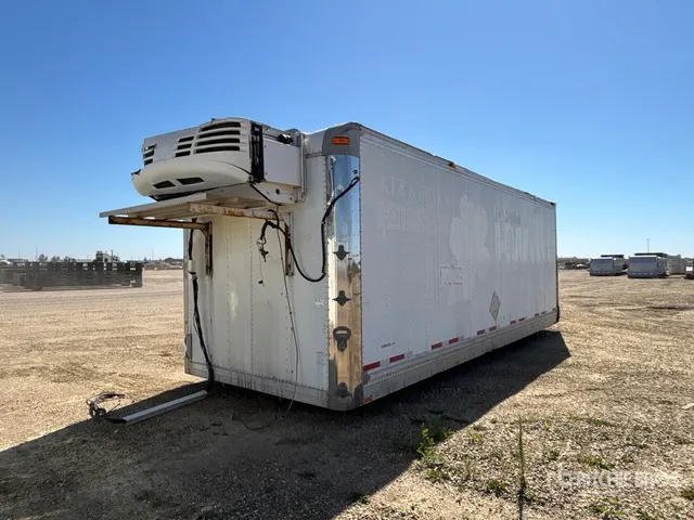 2005 Morgan 24 ft Van Body Reefer Unit
