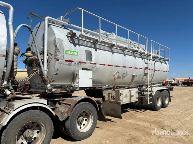 2015 Tremcar 28378 L Super B-Train Pup Tanker Trailer
