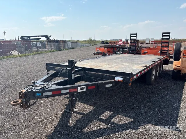 1980 Liquid Tanker 22 ft Tri/A Flatbed Trailer