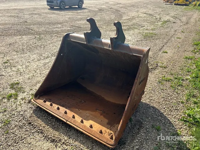 60 in Q/C Cleanup Excavator Bucket