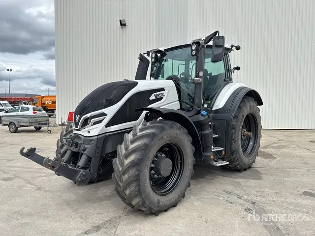 2023 Valtra Q265 CVT Tracteur Agricole 4WD Tractor