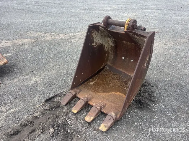 42 in Digging Excavator Bucket - Fits Cat