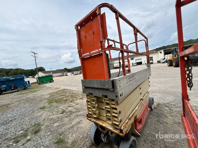 2012 JLG 2630ES Electric Scissor Lift