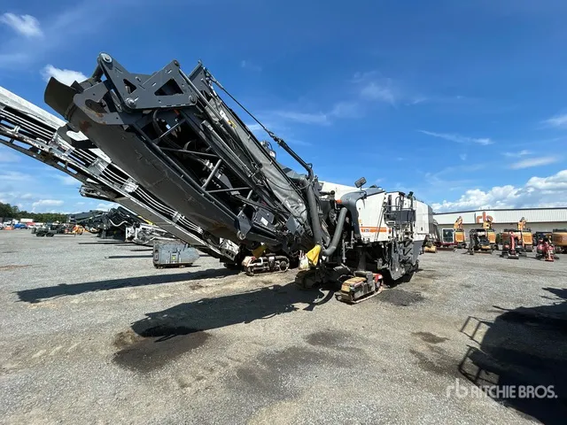 Wirtgen W210 Tracked Cold Planer