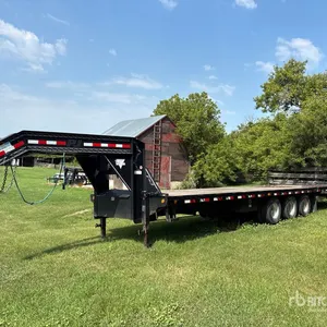 2012 PJ 32 ft Tri/A Flatbed Trailer