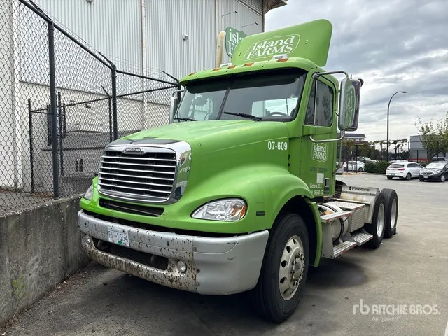 2007 Freightliner Columbia 112 6x4 T/A Day Cab Truck Tractor