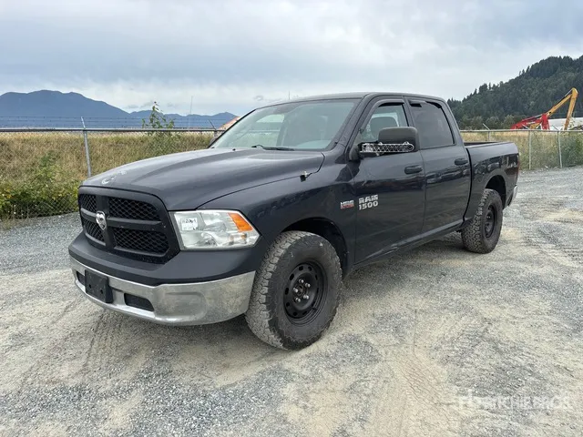 2013 Ram 1500 4x4 Crew Cab Pickup