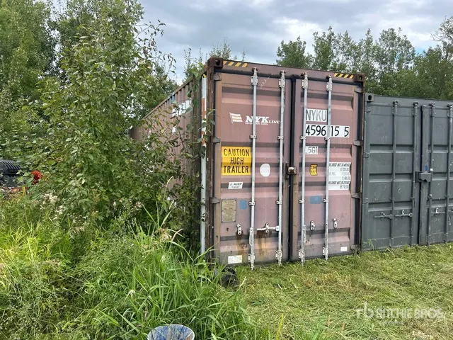 2006 40 ft High Cube Storage Container
