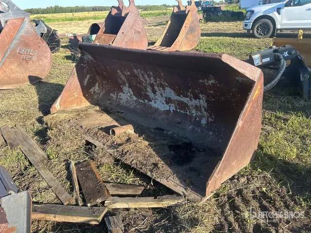 90 in General Purpose Wheel Loader Bucket