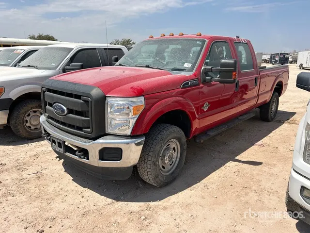 2014 Ford F-250 XL 4x4 Crew Cab Pickup