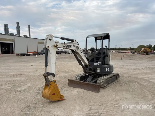 2014 Bobcat E26 Mini Excavator