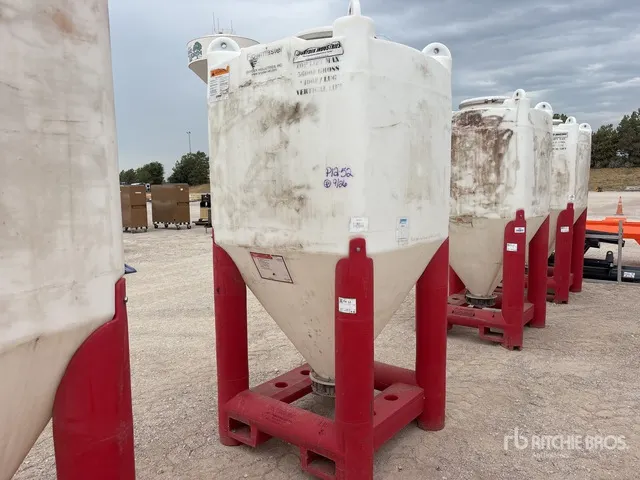 Snyder Flowmaster Plastic Hopper