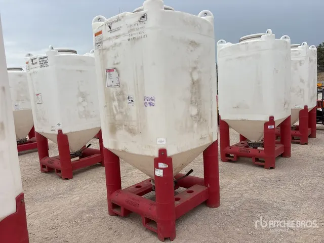 Snyder Flowmaster Plastic Hopper