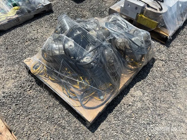 Quantity of Vapor Proof String Lights
