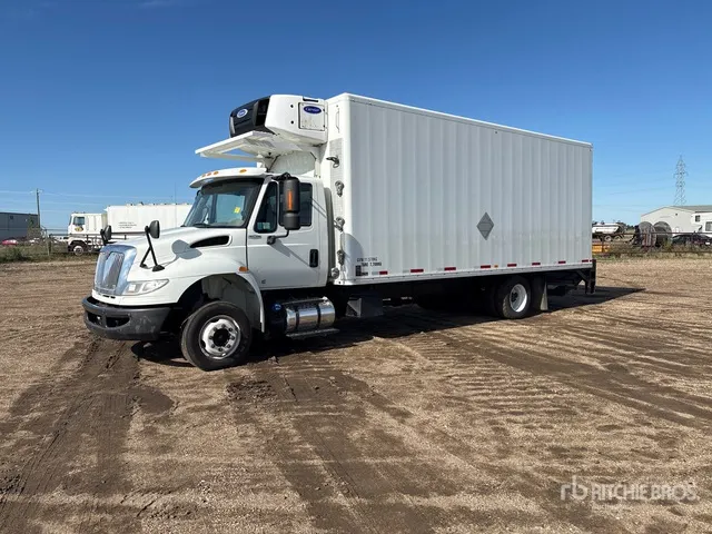 2019 International 4300 4x2 Refrigerated Truck