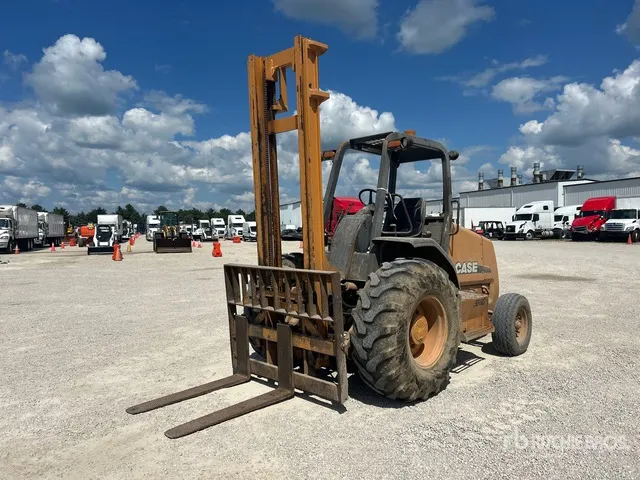 1992 Case 586G 8000 lb 4x2 Rough Terrain Forklift