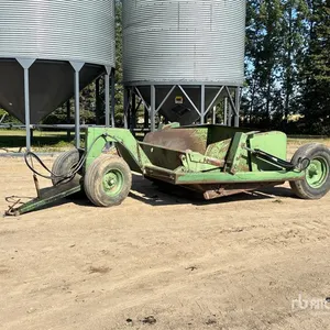 Crown 600 4 Tire Pull Scraper