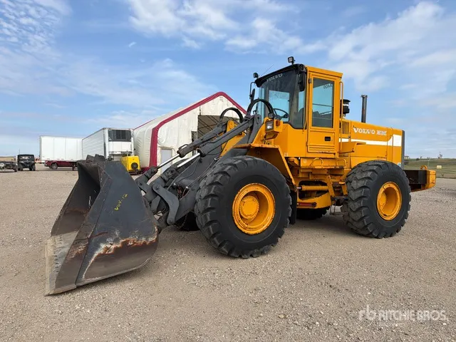 1994 Volvo L-120 Wheel Loader