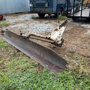 Three point blade