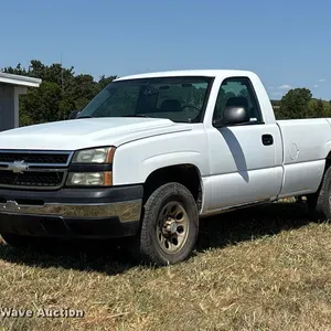2006 Chevrolet Silverado 1500 pickup truck