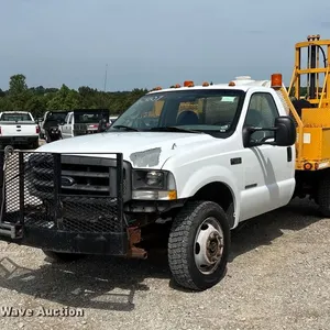2002 Ford  F550 Super Duty XL drilling rig truck