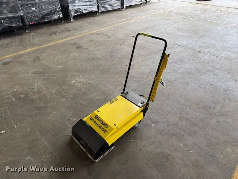 Tornado BR460ESC escalator cleaner