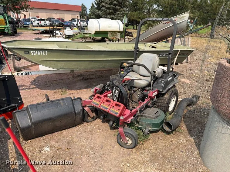 EXMark LZZ27KC526 ZTR lawn mower