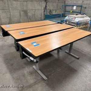 (3) tables