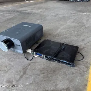 Christie LHD700 projector