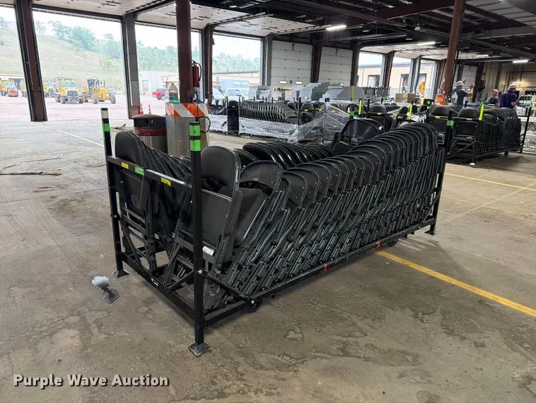 (50) folding chairs