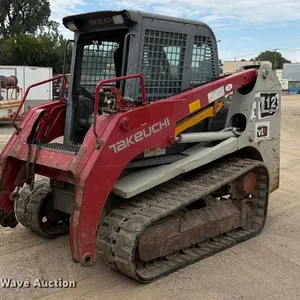 2014 Takeuchi TL12 tracked skid steer loader