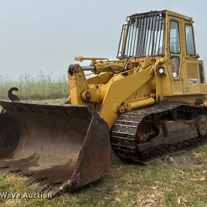 1981 Caterpillar 963LGP track loader