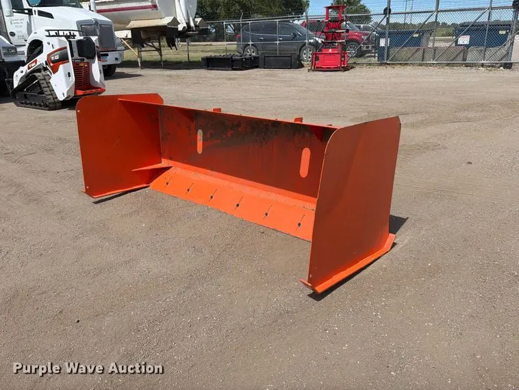 Pabreak skid steer snow pusher