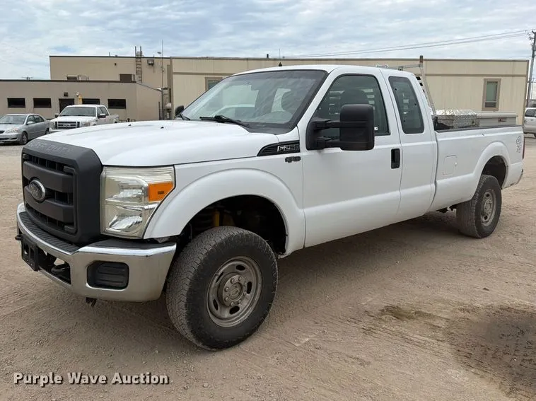 2012 Ford F250 Super Duty XL Ext. Cab pickup truck