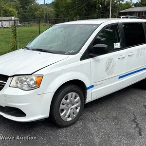 2017 Dodge Grand Caravan handicap accessible van